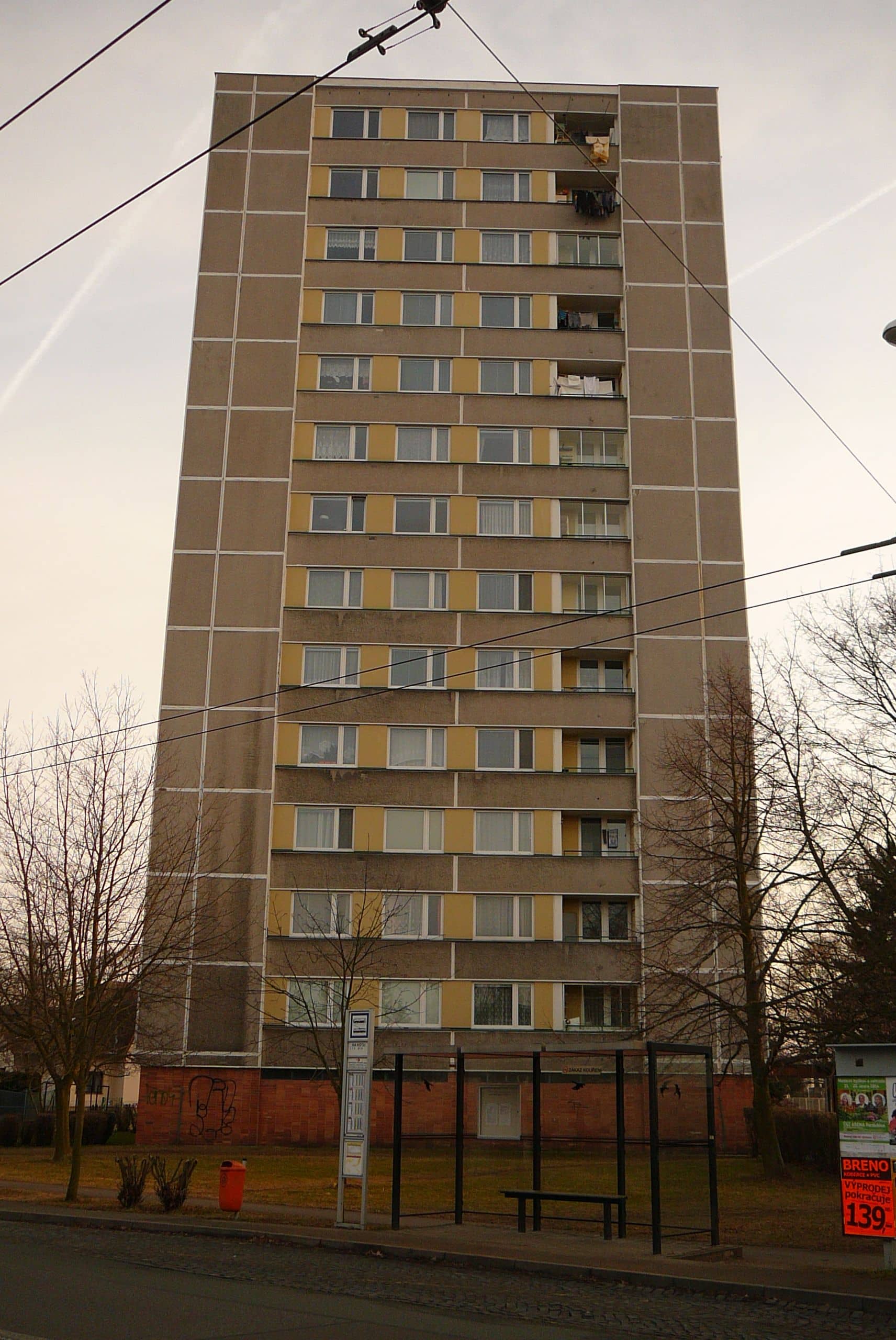 Panelový dům před návrhem fasády